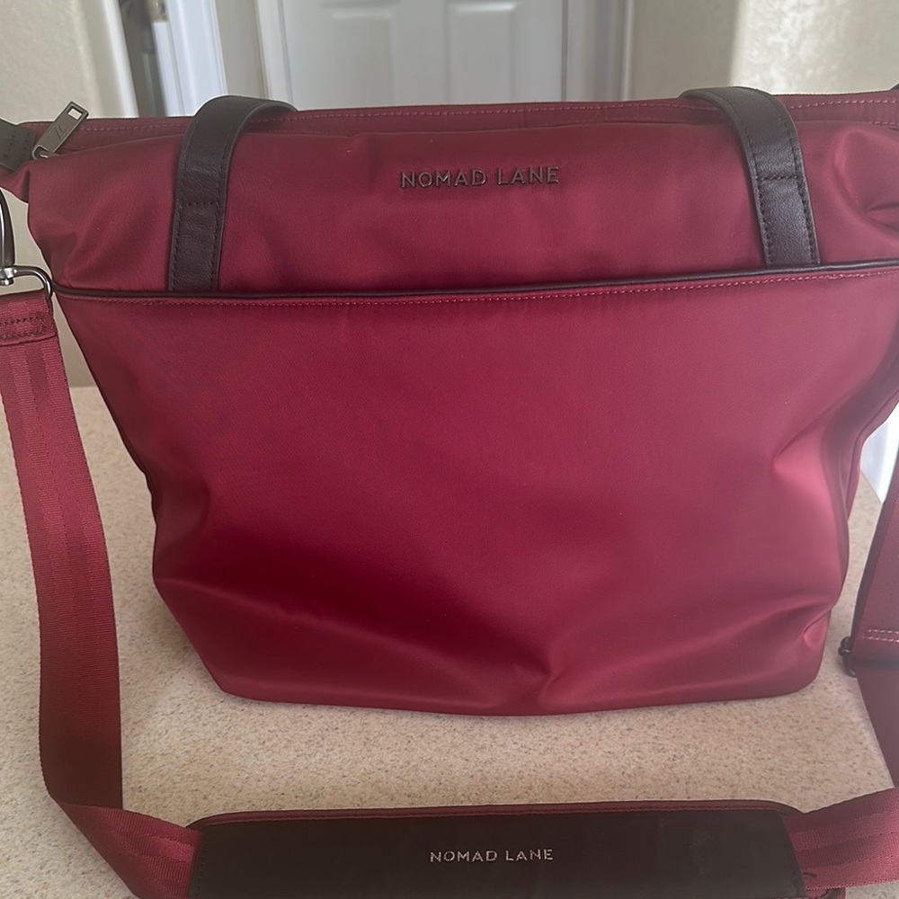 Nomad Lane Red Shoulder Bag